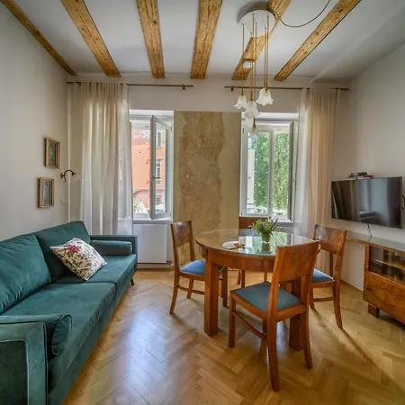 Karinatura Ljubljana Exterior photo